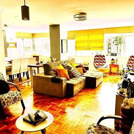 Amplo Apartamento Em Copacabana-2